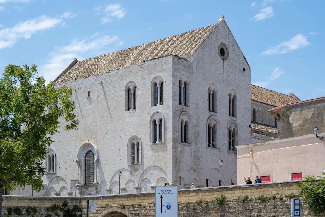 Bari