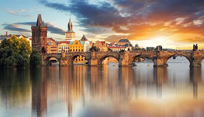 Yılbaşı Özel Prag & Viyana & Budapeşte Rotası Turu (PRG-BUD)